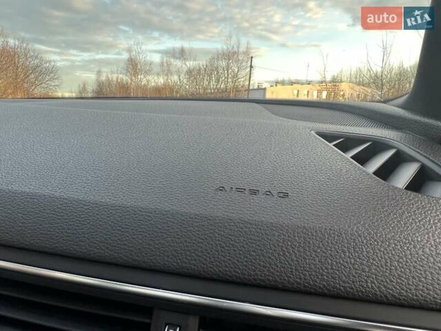 Серый Ауди А4, объемом двигателя 3 л и пробегом 247 тыс. км за 21850 $, фото 43 на Automoto.ua