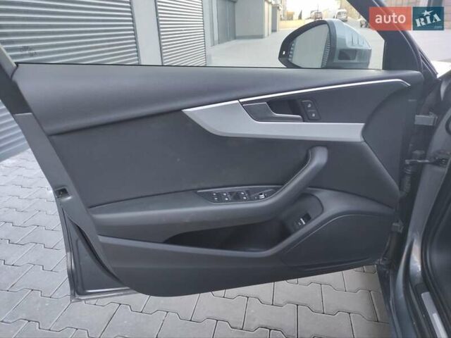 Ауді А4 2018 у Хмельницькому на Automoto.ua Сірий Ауді А4, об'ємом двигуна 2 л та пробігом 207 тис. км за 16399 $, фото 20 на Automoto.ua