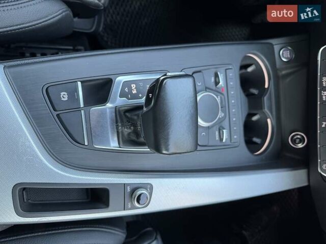 Сірий Ауді А4, об'ємом двигуна 1.97 л та пробігом 250 тис. км за 18500 $, фото 28 на Automoto.ua