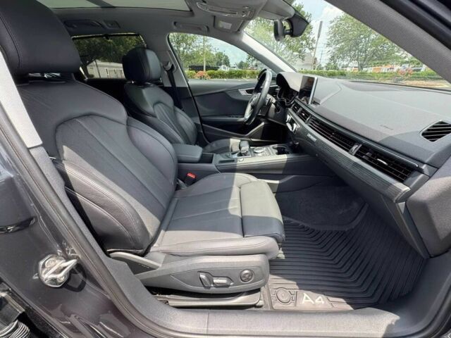 Сірий Ауді А4, об'ємом двигуна 2 л та пробігом 80 тис. км за 7900 $, фото 10 на Automoto.ua