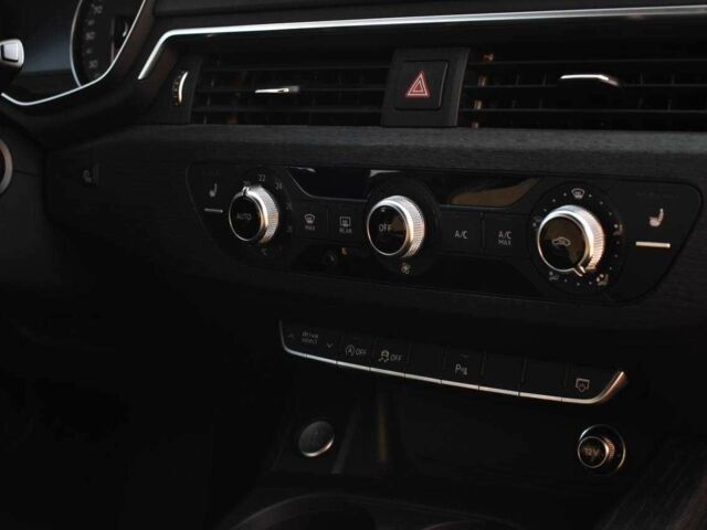 Серый Ауди А4, объемом двигателя 2 л и пробегом 160 тыс. км за 18999 $, фото 13 на Automoto.ua