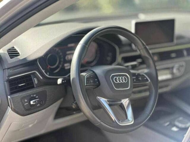 Серый Ауди А4, объемом двигателя 2 л и пробегом 37 тыс. км за 5500 $, фото 7 на Automoto.ua