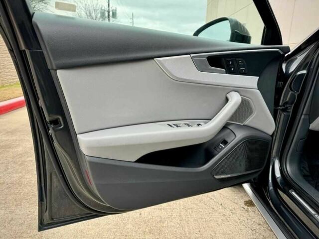 Серый Ауди А4, объемом двигателя 2 л и пробегом 69 тыс. км за 7800 $, фото 7 на Automoto.ua