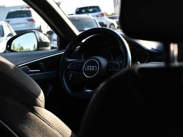 Серый Ауди А4, объемом двигателя 2 л и пробегом 160 тыс. км за 18999 $, фото 16 на Automoto.ua