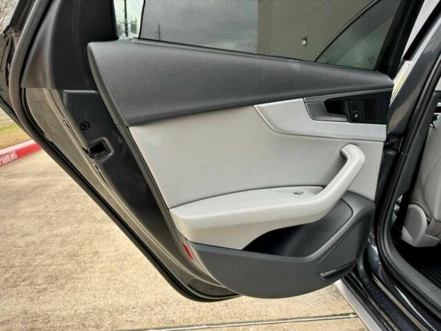 Серый Ауди А4, объемом двигателя 2 л и пробегом 69 тыс. км за 7800 $, фото 9 на Automoto.ua