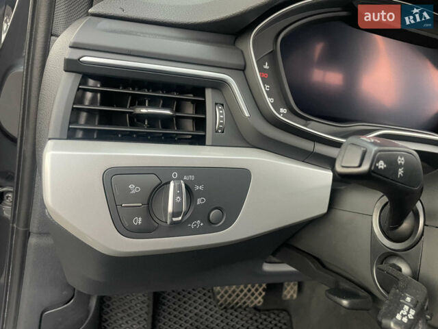 Сірий Ауді А4, об'ємом двигуна 2 л та пробігом 287 тис. км за 18000 $, фото 12 на Automoto.ua
