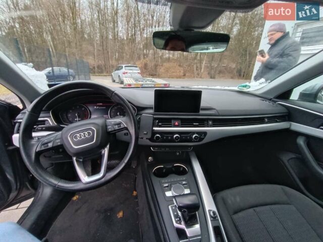 Серый Ауди А4, объемом двигателя 2 л и пробегом 122 тыс. км за 16287 $, фото 16 на Automoto.ua
