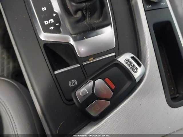 Серый Ауди А4, объемом двигателя 2 л и пробегом 153 тыс. км за 3400 $, фото 10 на Automoto.ua