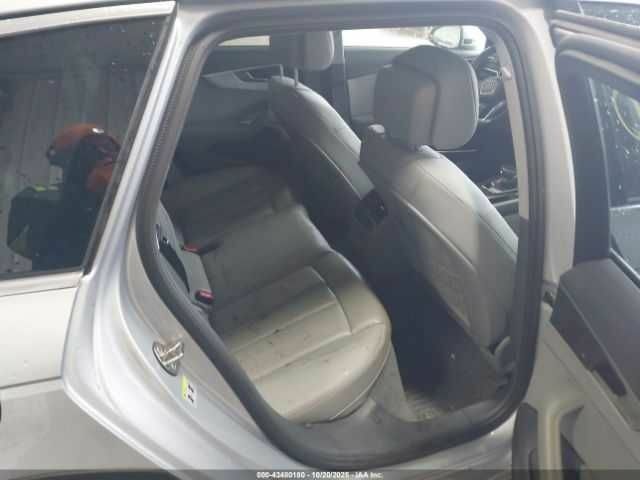 Серый Ауди А4, объемом двигателя 2 л и пробегом 153 тыс. км за 3400 $, фото 7 на Automoto.ua