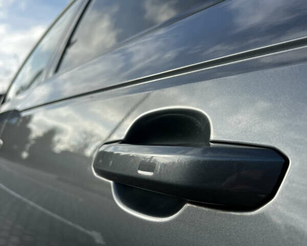 Серый Ауди А4, объемом двигателя 2 л и пробегом 266 тыс. км за 21900 $, фото 33 на Automoto.ua