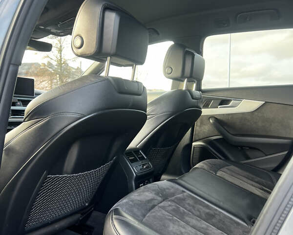 Серый Ауди А4, объемом двигателя 2 л и пробегом 266 тыс. км за 21900 $, фото 17 на Automoto.ua