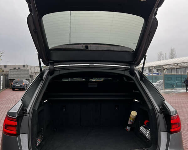 Сірий Ауді А4, об'ємом двигуна 2 л та пробігом 265 тис. км за 23500 $, фото 5 на Automoto.ua