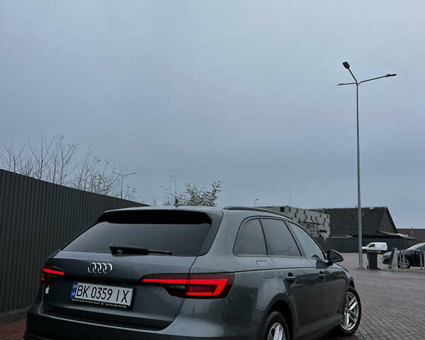 Сірий Ауді А4, об'ємом двигуна 2 л та пробігом 265 тис. км за 23500 $, фото 2 на Automoto.ua