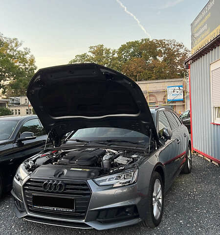 Серый Ауди А4, объемом двигателя 2 л и пробегом 266 тыс. км за 21900 $, фото 32 на Automoto.ua