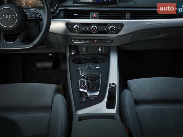 Сірий Ауді А4, об'ємом двигуна 1.97 л та пробігом 180 тис. км за 26500 $, фото 44 на Automoto.ua