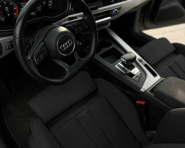 Серый Ауди А4, объемом двигателя 1.97 л и пробегом 210 тыс. км за 24300 $, фото 10 на Automoto.ua