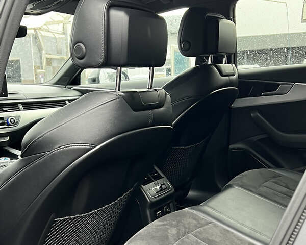 Сірий Ауді А4, об'ємом двигуна 2 л та пробігом 265 тис. км за 23500 $, фото 9 на Automoto.ua