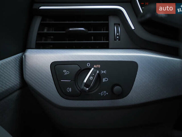 Сірий Ауді А4, об'ємом двигуна 1.97 л та пробігом 180 тис. км за 26500 $, фото 32 на Automoto.ua