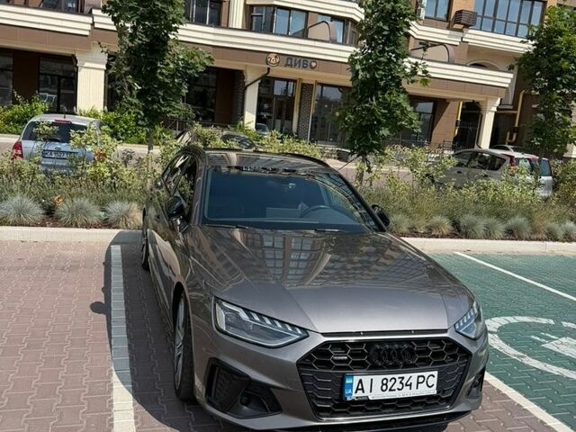 Сірий Ауді А4, об'ємом двигуна 2.97 л та пробігом 292 тис. км за 33000 $, фото 1 на Automoto.ua