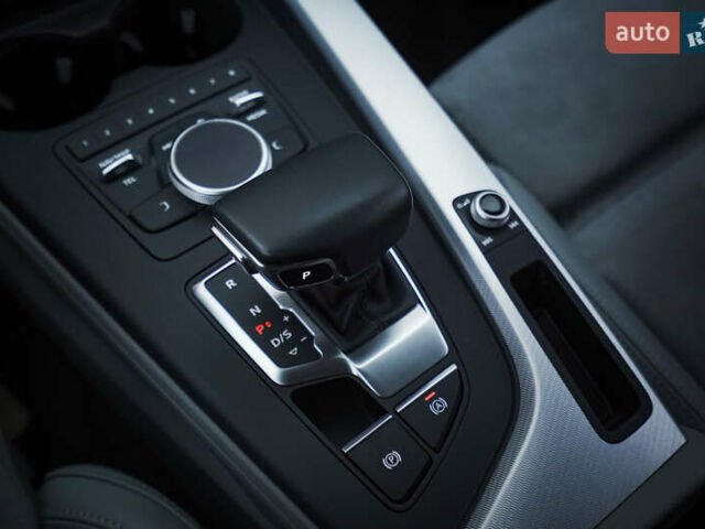 Сірий Ауді А4, об'ємом двигуна 1.97 л та пробігом 180 тис. км за 26500 $, фото 23 на Automoto.ua