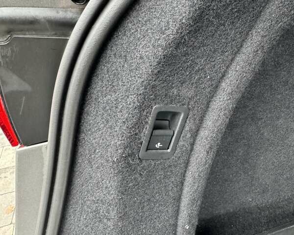 Серый Ауди А4, объемом двигателя 1.97 л и пробегом 252 тыс. км за 22900 $, фото 15 на Automoto.ua