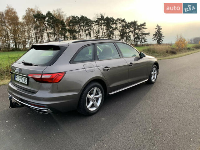 Серый Ауди А4, объемом двигателя 2 л и пробегом 195 тыс. км за 21557 $, фото 2 на Automoto.ua