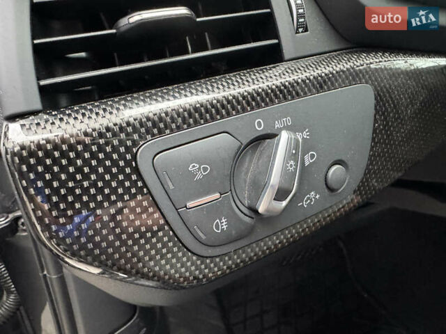 Серый Ауди А4, объемом двигателя 2.97 л и пробегом 70 тыс. км за 45999 $, фото 7 на Automoto.ua