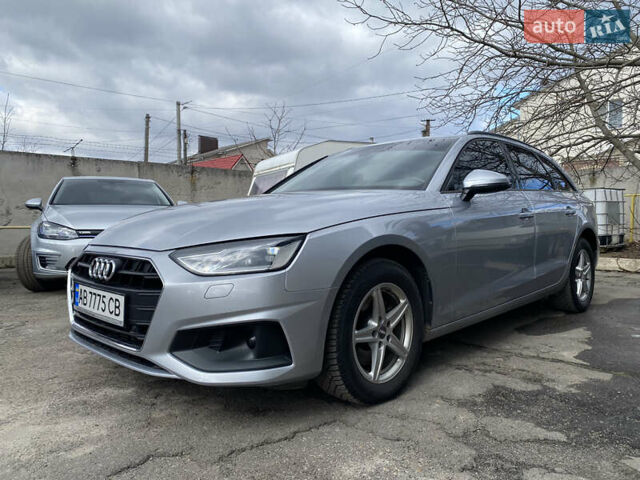 Серый Ауди А4, объемом двигателя 2 л и пробегом 30 тыс. км за 35900 $, фото 48 на Automoto.ua
