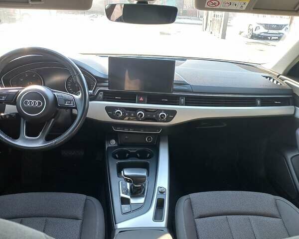 Сірий Ауді А4, об'ємом двигуна 2 л та пробігом 217 тис. км за 21799 $, фото 14 на Automoto.ua