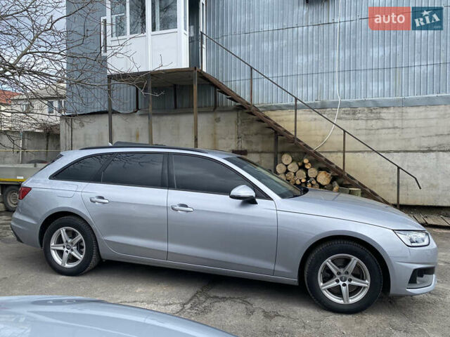 Серый Ауди А4, объемом двигателя 2 л и пробегом 30 тыс. км за 35900 $, фото 36 на Automoto.ua