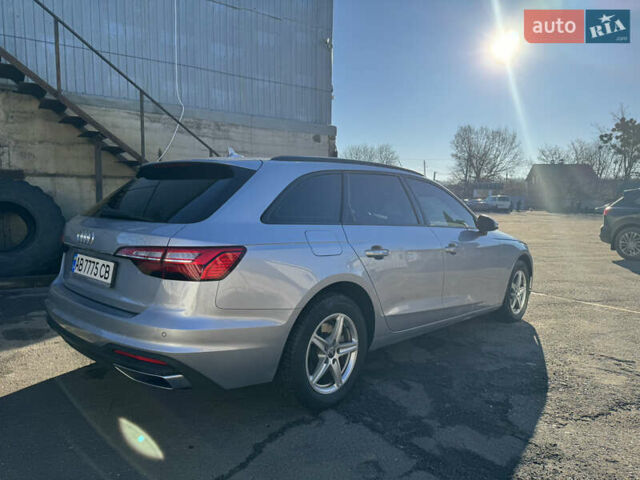 Серый Ауди А4, объемом двигателя 2 л и пробегом 30 тыс. км за 35900 $, фото 7 на Automoto.ua