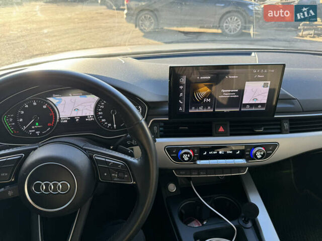 Серый Ауди А4, объемом двигателя 2 л и пробегом 30 тыс. км за 35900 $, фото 6 на Automoto.ua
