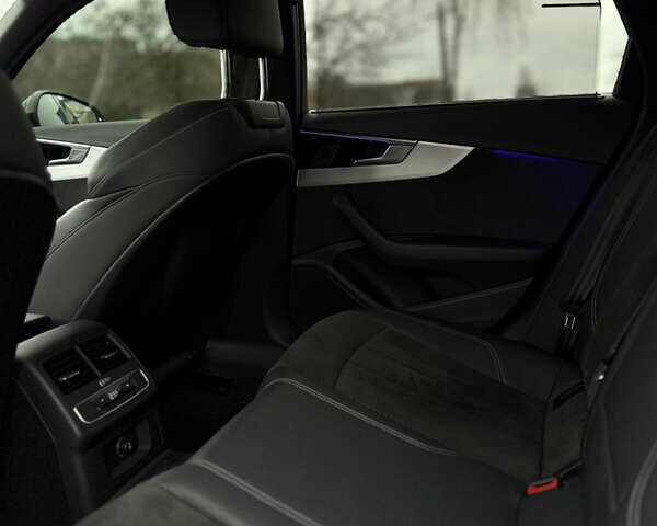 Серый Ауди А4, объемом двигателя 1.97 л и пробегом 172 тыс. км за 35000 $, фото 19 на Automoto.ua