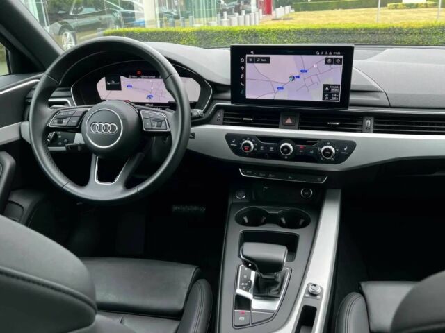 Серый Ауди А4, объемом двигателя 2 л и пробегом 27 тыс. км за 20000 $, фото 8 на Automoto.ua