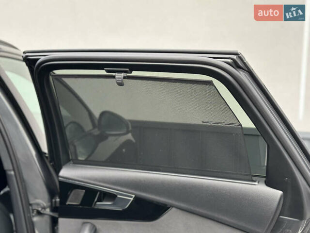 Сірий Ауді А4, об'ємом двигуна 1.97 л та пробігом 152 тис. км за 36900 $, фото 32 на Automoto.ua