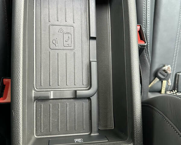 Сірий Ауді А4, об'ємом двигуна 1.97 л та пробігом 152 тис. км за 36900 $, фото 55 на Automoto.ua