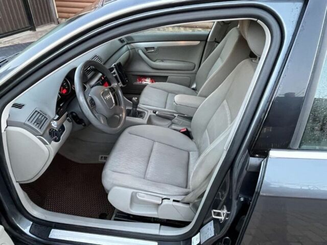 Серый Ауди А4, объемом двигателя 2 л и пробегом 300 тыс. км за 4200 $, фото 11 на Automoto.ua