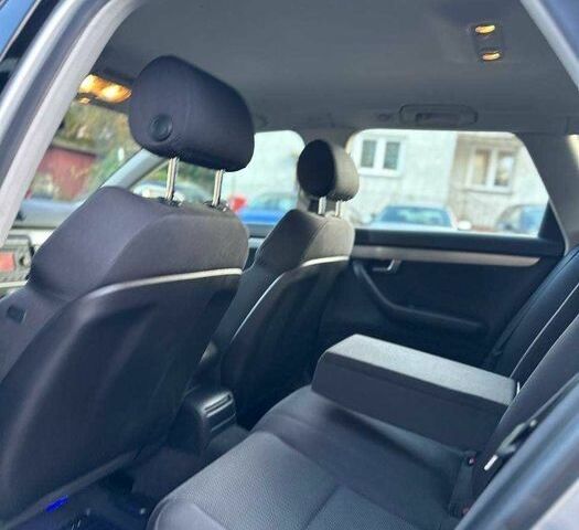 Сірий Ауді А4, об'ємом двигуна 2 л та пробігом 239 тис. км за 1500 $, фото 6 на Automoto.ua