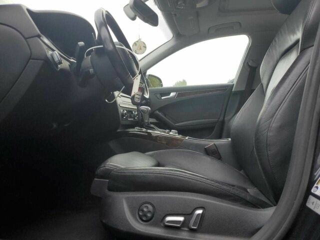 Серый Ауди А4, объемом двигателя 2 л и пробегом 65 тыс. км за 1500 $, фото 6 на Automoto.ua