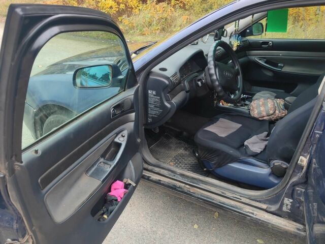 Синий Ауди А4, объемом двигателя 1.9 л и пробегом 390 тыс. км за 2000 $, фото 3 на Automoto.ua