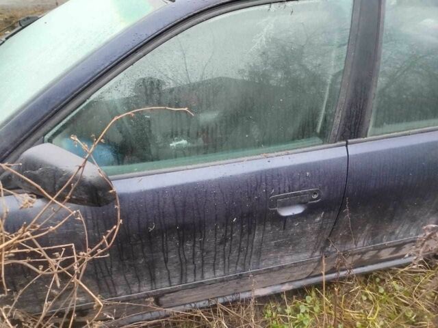 Синий Ауди А4, объемом двигателя 1.8 л и пробегом 340 тыс. км за 356 $, фото 6 на Automoto.ua