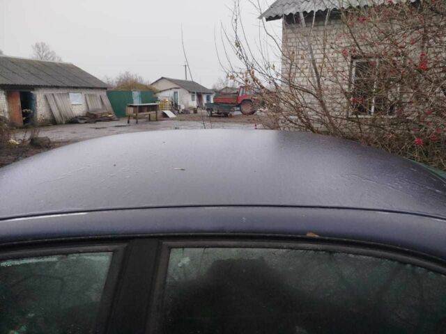 Синий Ауди А4, объемом двигателя 1.8 л и пробегом 340 тыс. км за 355 $, фото 5 на Automoto.ua