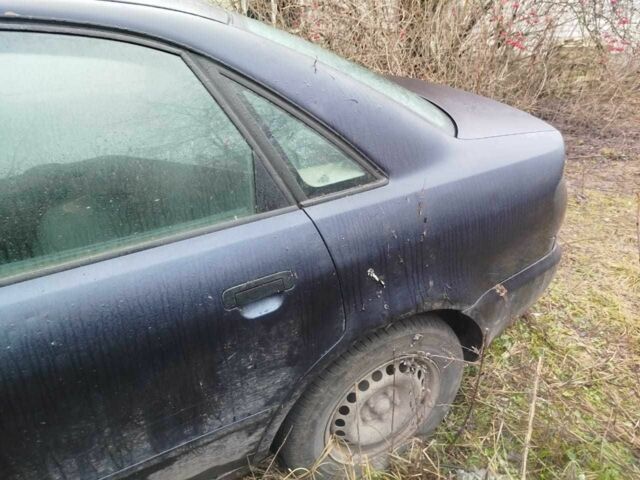 Синий Ауди А4, объемом двигателя 1.8 л и пробегом 340 тыс. км за 356 $, фото 4 на Automoto.ua