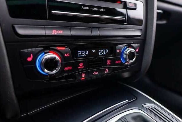 Синий Ауди А4, объемом двигателя 2 л и пробегом 166 тыс. км за 9500 $, фото 13 на Automoto.ua