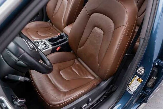 Синий Ауди А4, объемом двигателя 2 л и пробегом 166 тыс. км за 9500 $, фото 7 на Automoto.ua