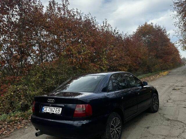 Синий Ауди А4, объемом двигателя 1.6 л и пробегом 300 тыс. км за 2650 $, фото 5 на Automoto.ua