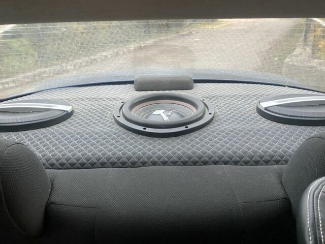 Синій Ауді А4, об'ємом двигуна 1.8 л та пробігом 404 тис. км за 3350 $, фото 6 на Automoto.ua