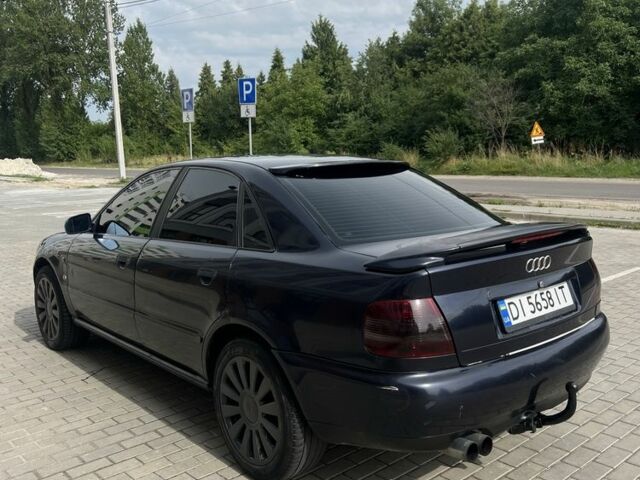 Синий Ауди А4, объемом двигателя 1.8 л и пробегом 451 тыс. км за 3450 $, фото 2 на Automoto.ua