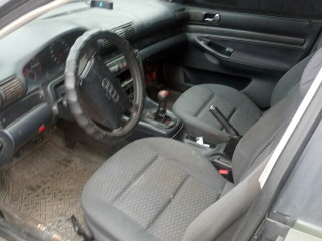 Синій Ауді А4, об'ємом двигуна 0 л та пробігом 170 тис. км за 500 $, фото 3 на Automoto.ua