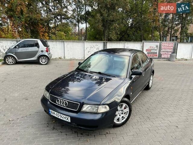 Синий Ауди А4, объемом двигателя 1.8 л и пробегом 300 тыс. км за 2750 $, фото 8 на Automoto.ua